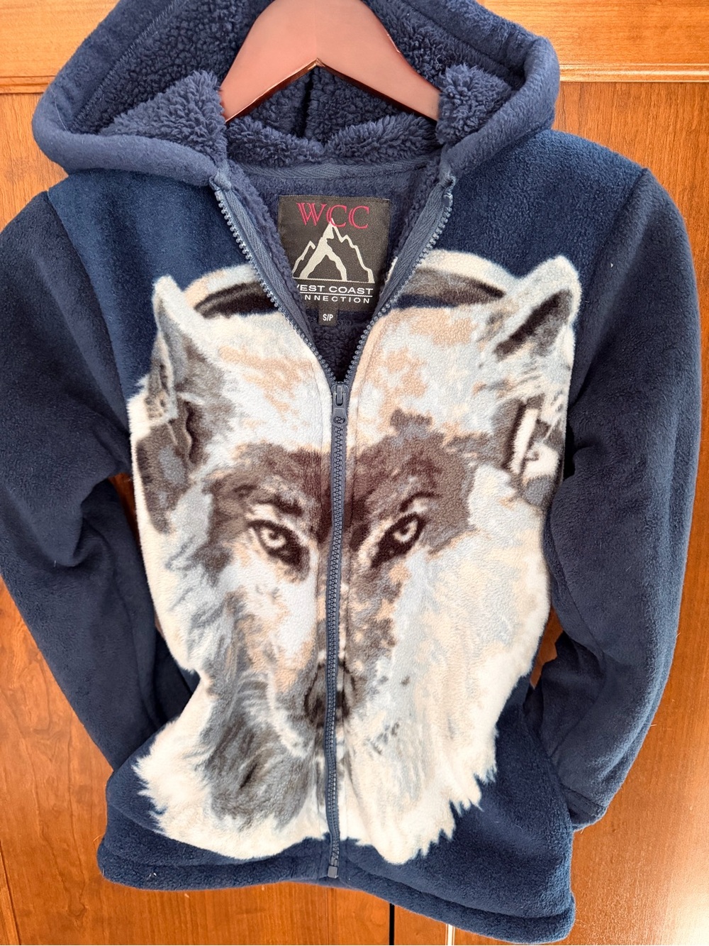 Sherpa lined fleece Zip-Up Hoodie with Wolf Graphic